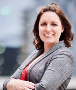 Mag. Dr. Michaela SCHWARZ